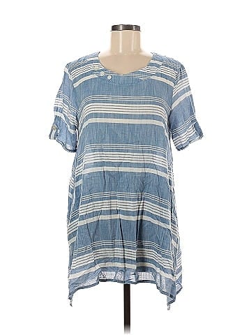 Charlie Paige Casual Dress (view 1)