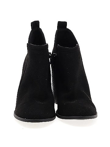 Madden Girl Ankle Boots (view 2)
