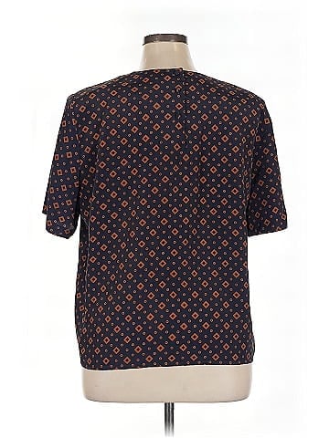 Casual Corner Short Sleeve Top (view 2)