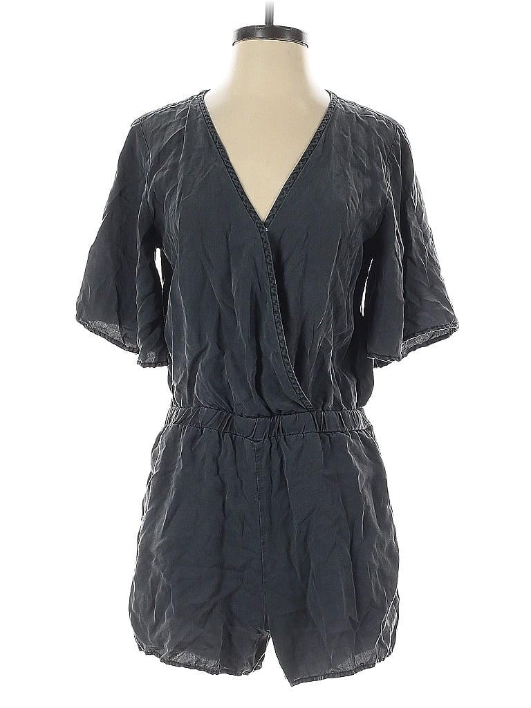 Click to view more detailed imagery on our partner's website Pre-owned Cloth & Stone Romper In Gray