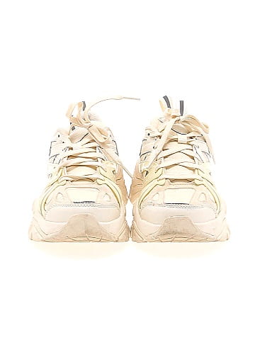 FILA Sneakers (view 2)