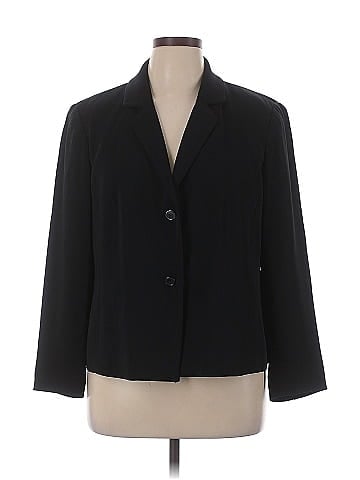 Gianni Blazer (view 1)