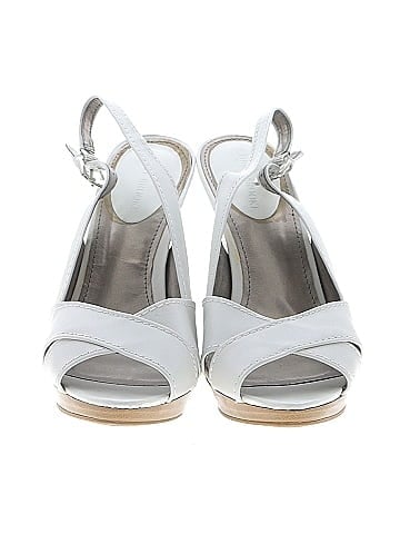Audrey Brooke Sandals (view 2)