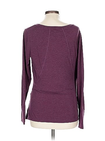 Gap Fit Maternity 3/4 Sleeve T-Shirt (view 2)