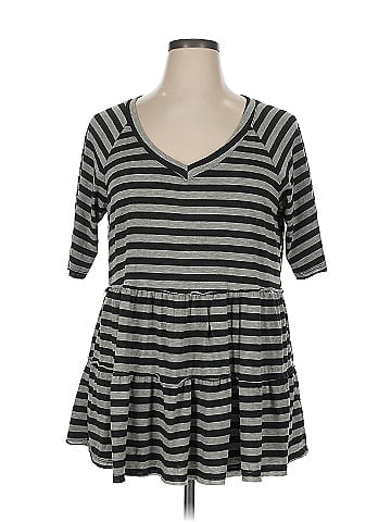 Poof! Short Sleeve Top (view 1)