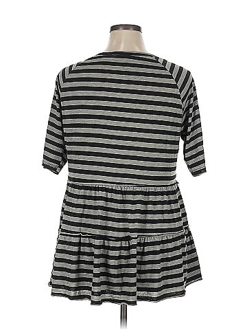 Poof! Short Sleeve Top (view 2)
