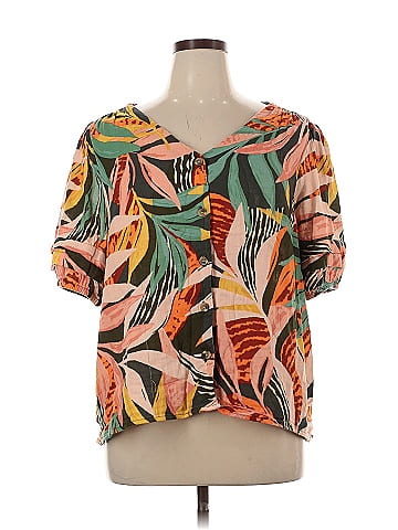 Sonoma Goods for Life Short Sleeve Blouse (view 1)