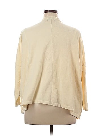 Barefoot Dreams Cardigan (view 2)