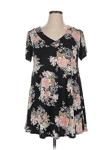 Larace Casual Dress (view 1)