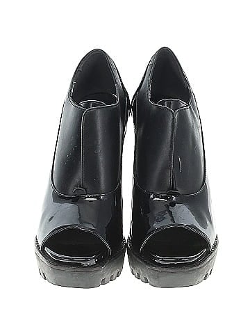 Kenneth Cole New York Ankle Boots (view 2)