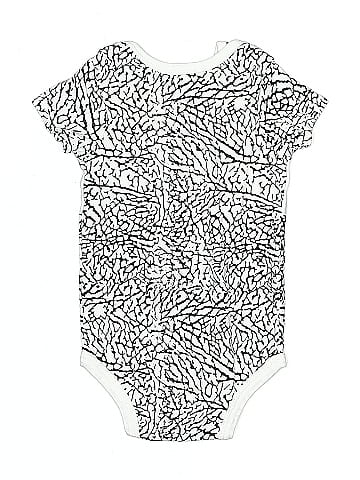 Jordan Short Sleeve Onesie (view 2)