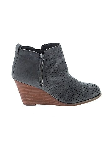 REPORT Wedges (view 1)