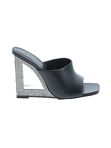 Schutz Wedges (view 1)