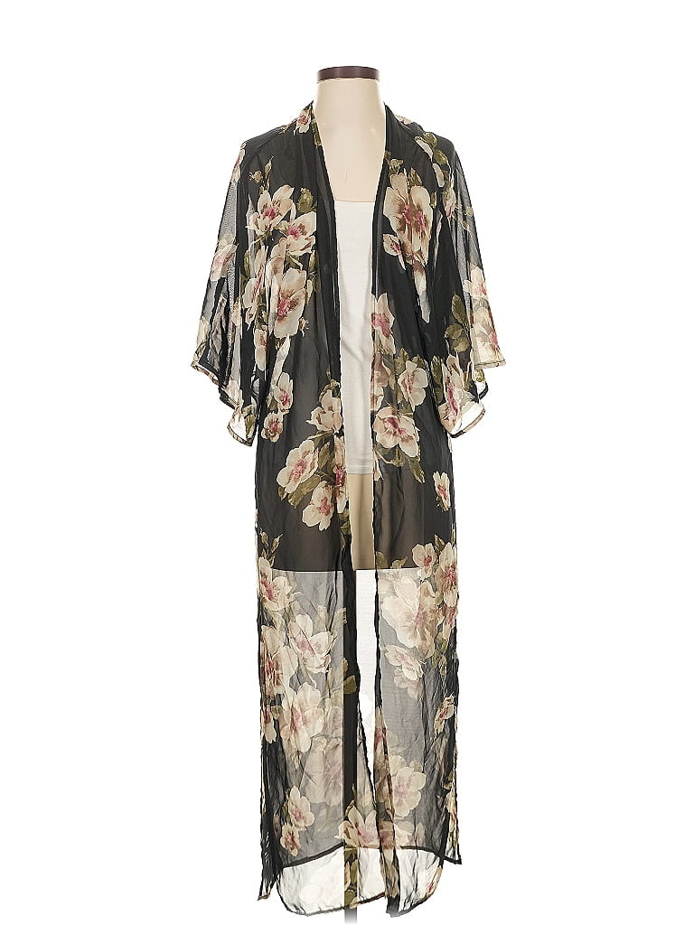 Pre-owned Daytrip Kimono In Black