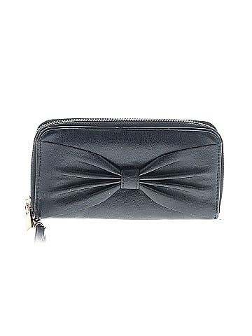 Unbranded Wristlet (view 1)
