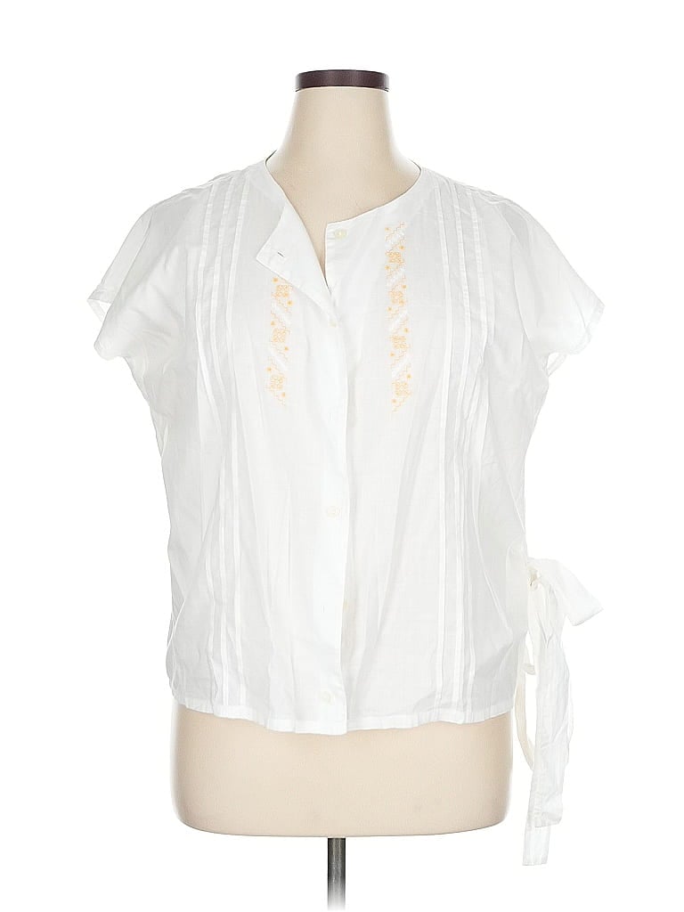 Click to view more detailed imagery on our partner's website Pre-owned Unbranded Short Sleeve Blouse In White