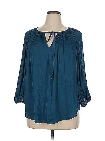 Jennifer Lopez 3/4 Sleeve Blouse (view 1)