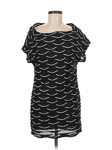 Neslay Paris Short Sleeve T-Shirt (view 1)