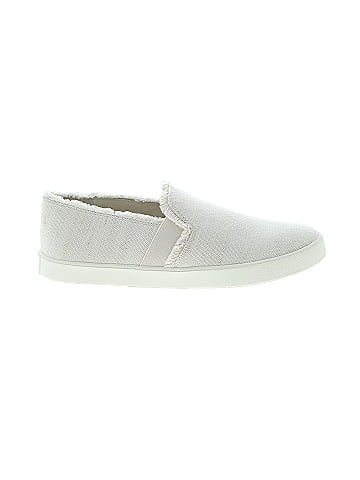 Vince. Flats (view 1)