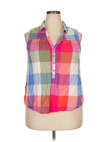 Time and Tru Sleeveless Button-Down Shirt (view 1)