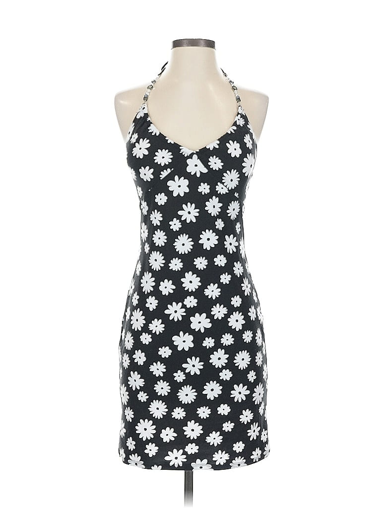 Pre-owned No Boundaries Cocktail Dress In Black