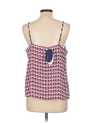 Scoop Sleeveless Top (view 2)
