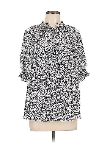 Betsey's Boutique Shop 3/4 Sleeve Button-Down Shirt (view 1)