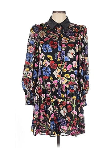 Alice + Olivia Casual Dress (view 1)