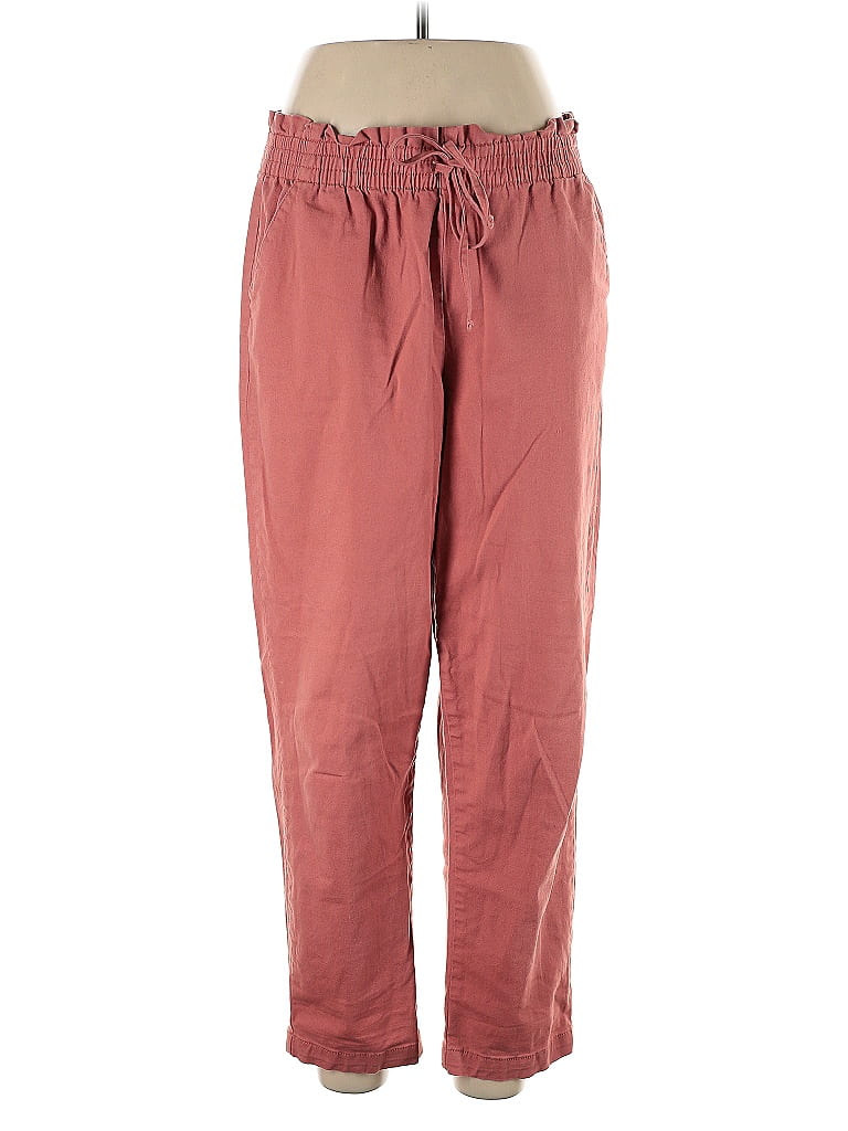Click to view more detailed imagery on our partner's website Pre-owned Gloria Vanderbilt Casual Pants In Burgundy