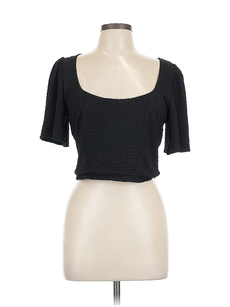 Click to view more detailed imagery on our partner's website Pre-owned Z Supply Short Sleeve Top Black Square Neckline Tops