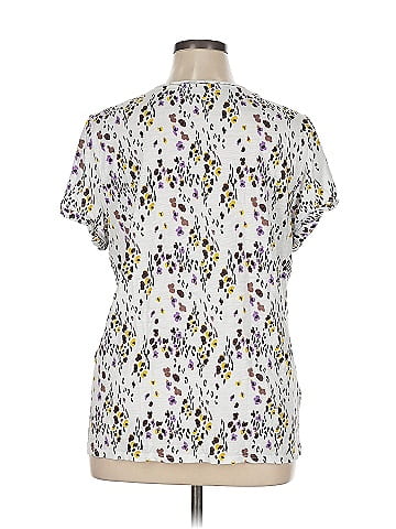 t.la Short Sleeve T-Shirt (view 2)