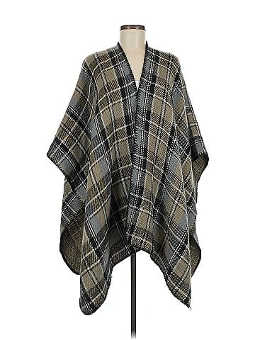 Woolrich Poncho (view 1)
