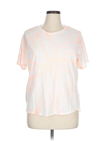 Elizabeth and James Short Sleeve T-Shirt (view 1)