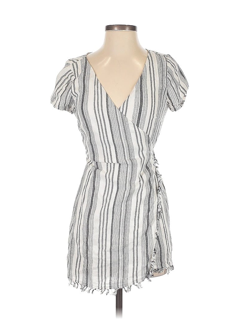 Pre-owned Superdown Casual Dress In White