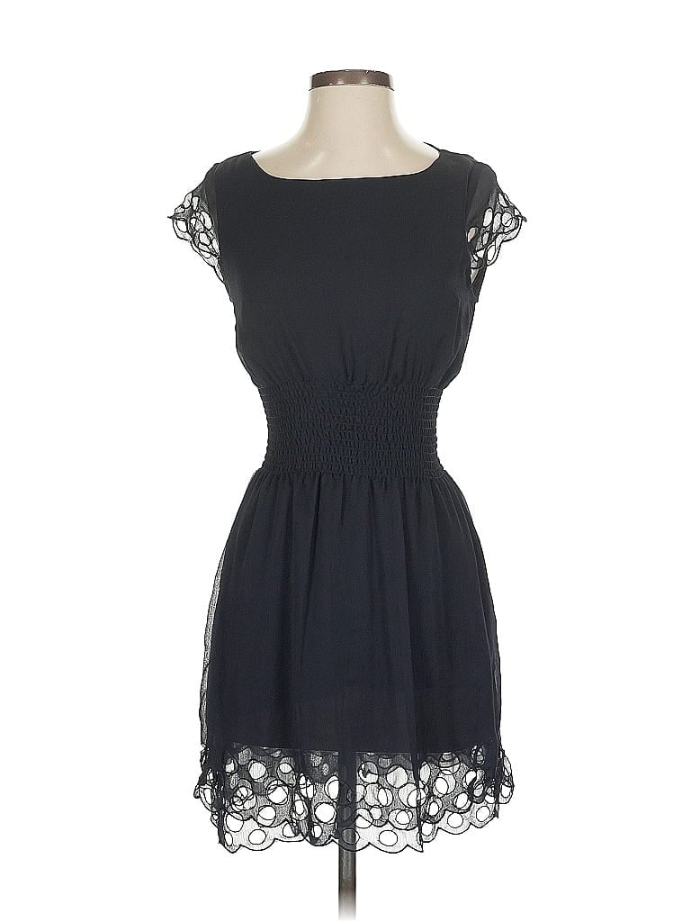 Click to view more detailed imagery on our partner's website Pre-owned Bar Iii Casual Dress In Black