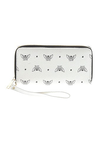 Unbranded Wristlet (view 1)