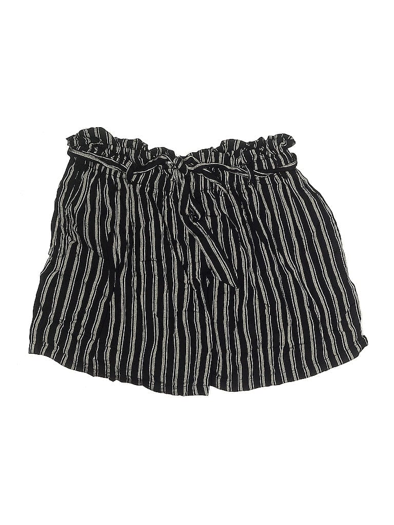 Pre-owned Hollister Shorts In Black