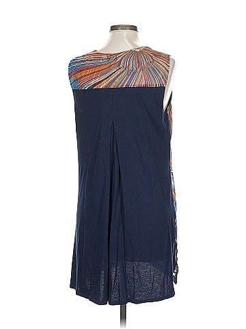 Tiny Sleeveless Blouse (view 2)