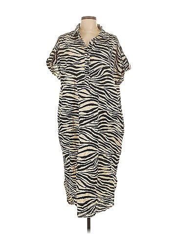 Charlie Paige Casual Dress (view 1)