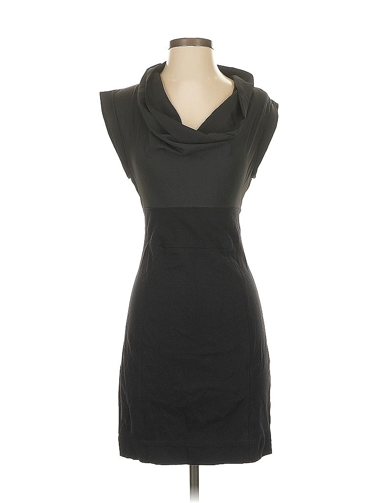 Pre-owned Guess Casual Dress In Black