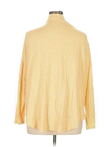 Agnes & Dora Cardigan (view 2)