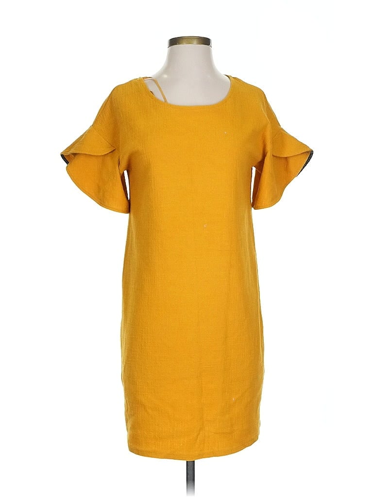Pre-owned Amaryllis Casual Dress In Yellow