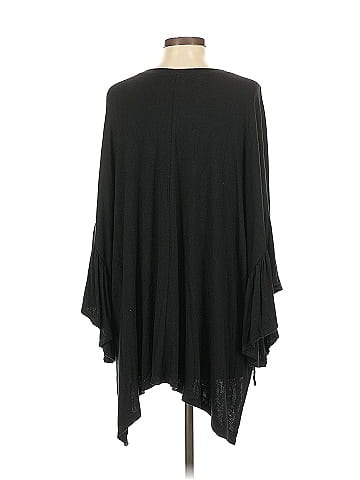 Akemi + Kin 3/4 Sleeve T-Shirt (view 2)