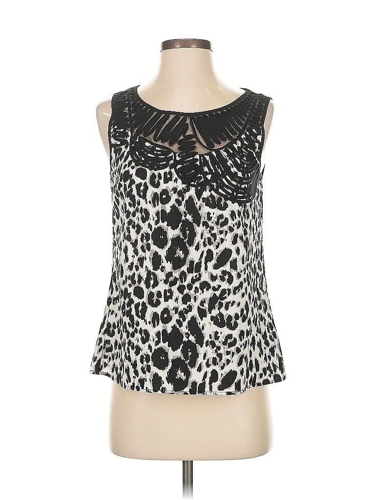 Pre-owned Chico's Sleeveless Blouse In Silver