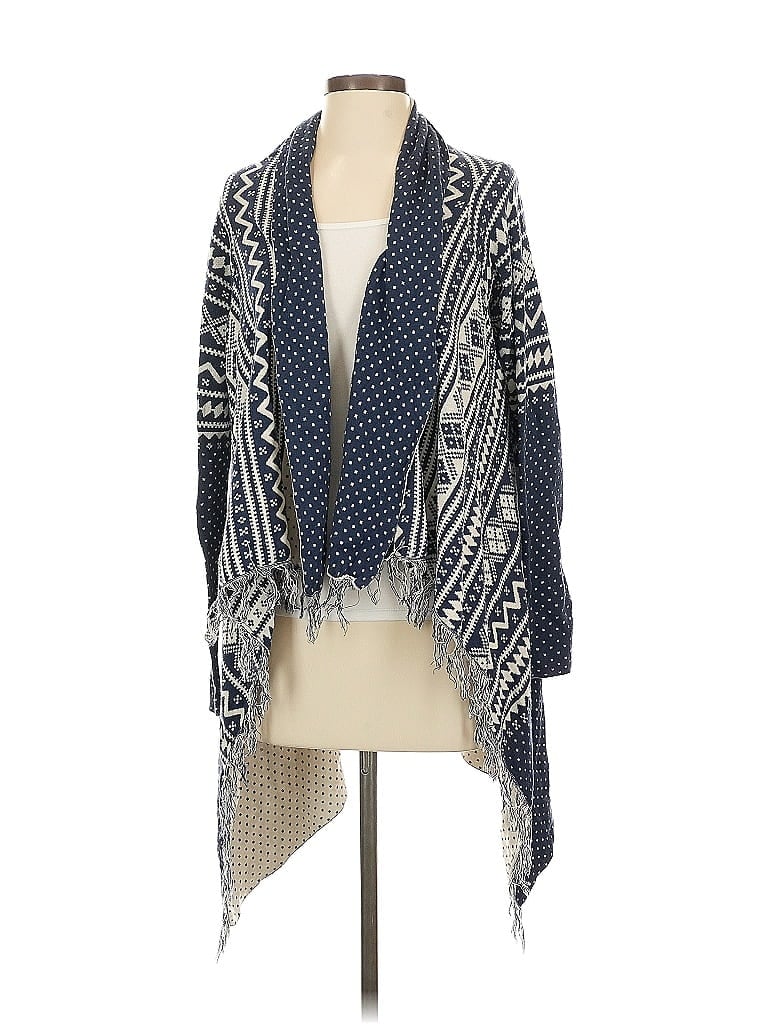 Click to view more detailed imagery on our partner's website Pre-owned Quiksilver Cardigan Sweater In Blue