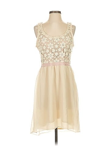 American Eagle Outfitters Cocktail Dress (view 1)