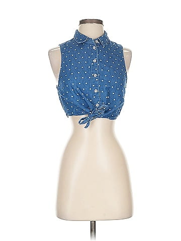 BDG Sleeveless Button-Down Shirt (view 1)