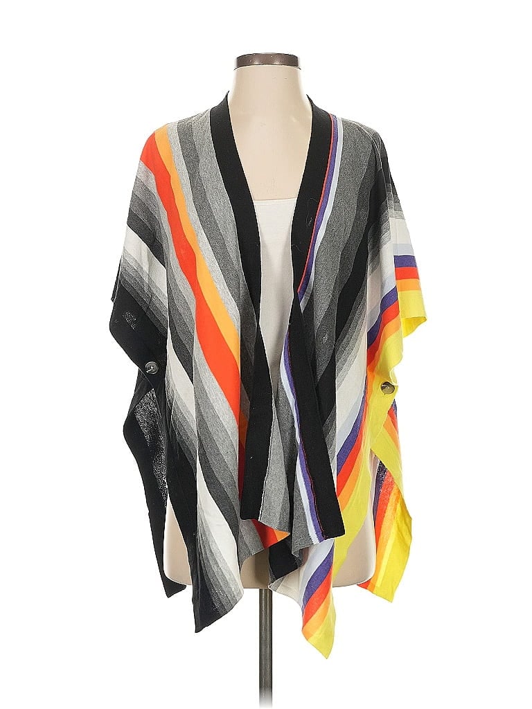Pre-owned Cabi Poncho In Gray