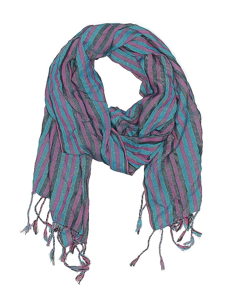 Click to view more detailed imagery on our partner's website Pre-owned Unbranded Scarf In Blue