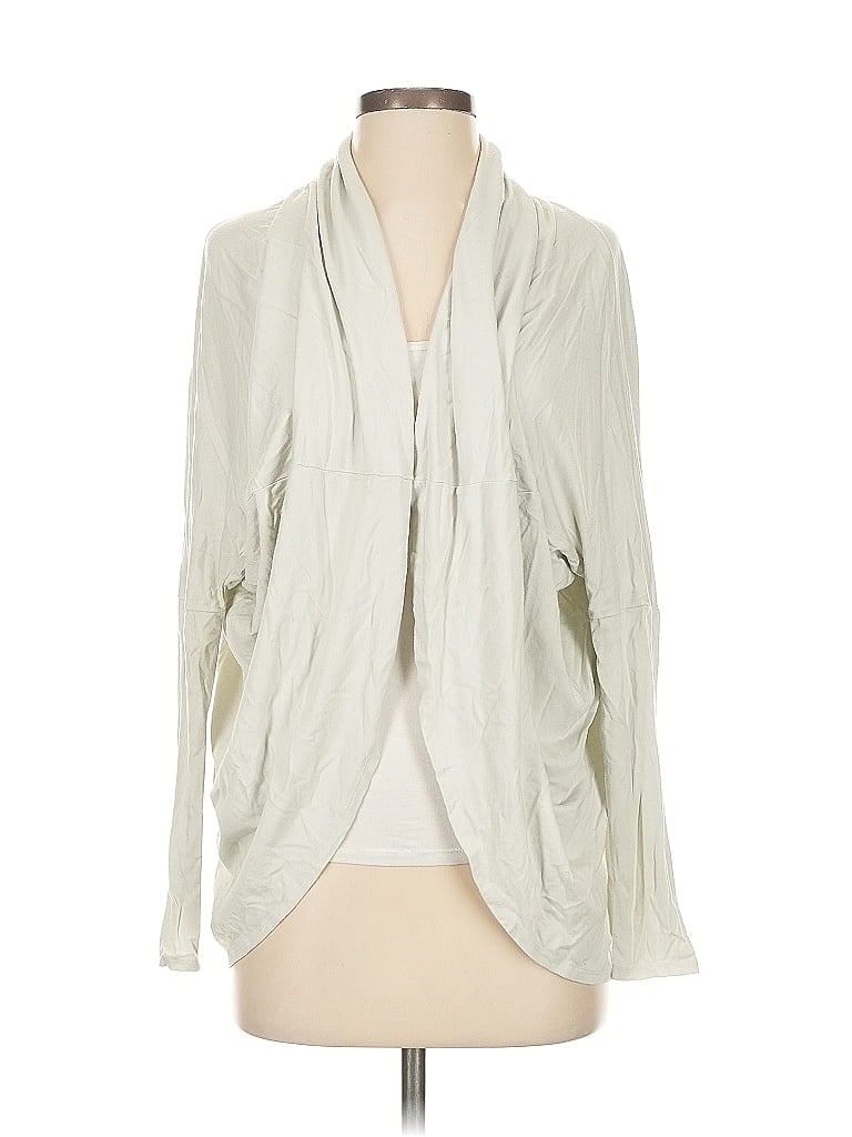 Pre-owned Blue Canoe 3/4 Sleeve T-shirt In Gray